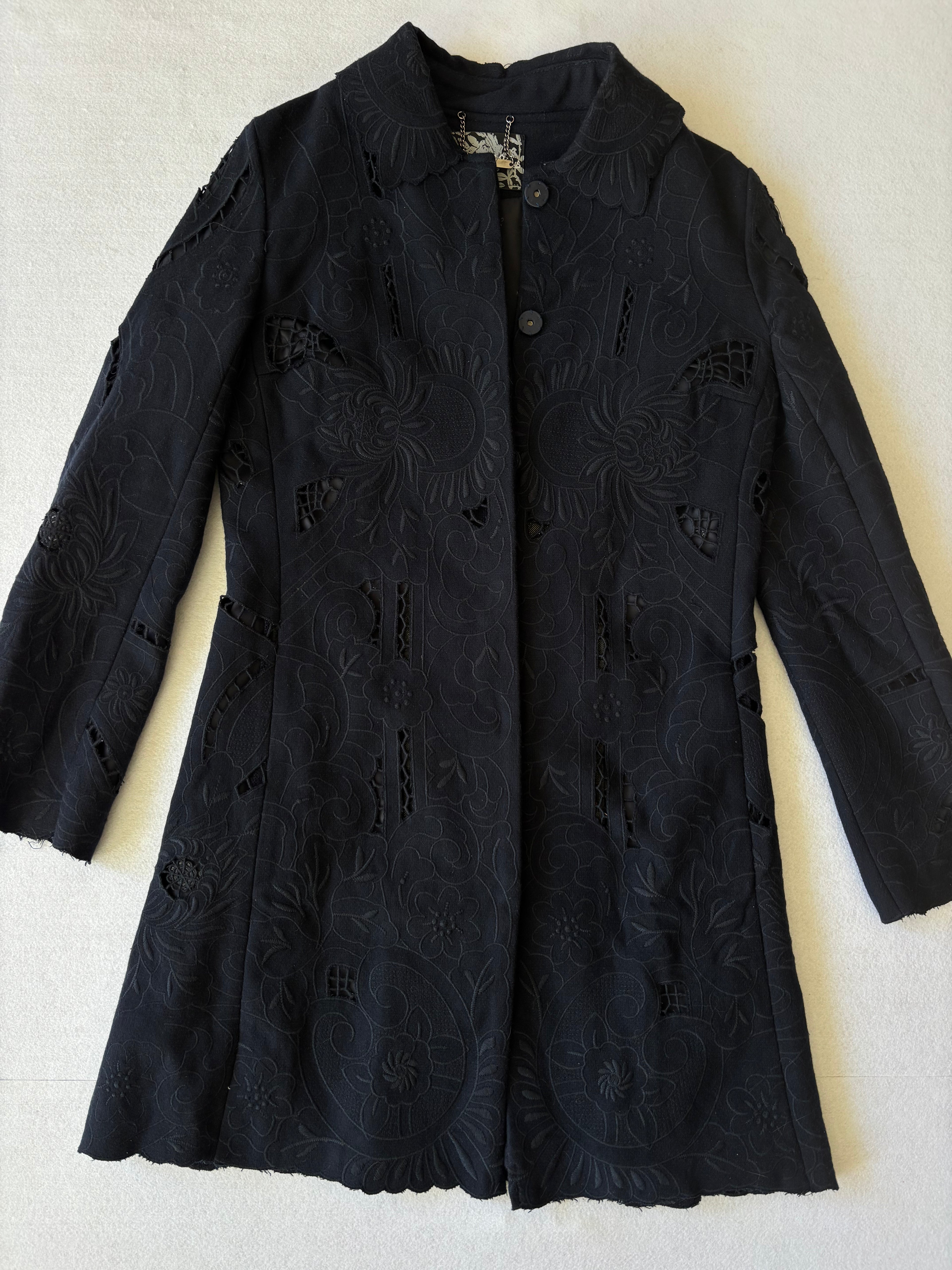 Vintage Blue Floral Cutout Embroidered Long Trench Coat (S)