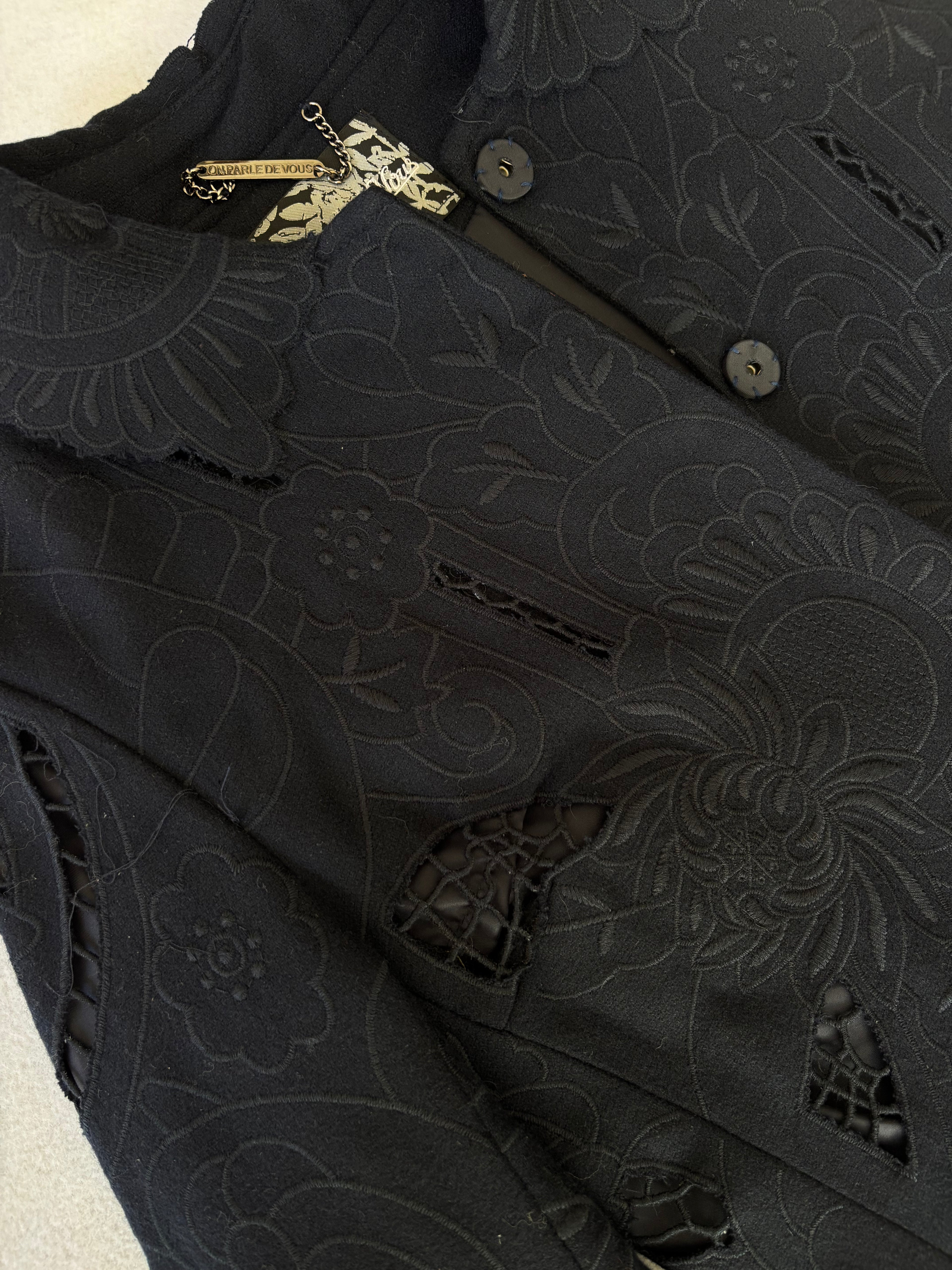 Vintage Blue Floral Cutout Embroidered Long Trench Coat (S)
