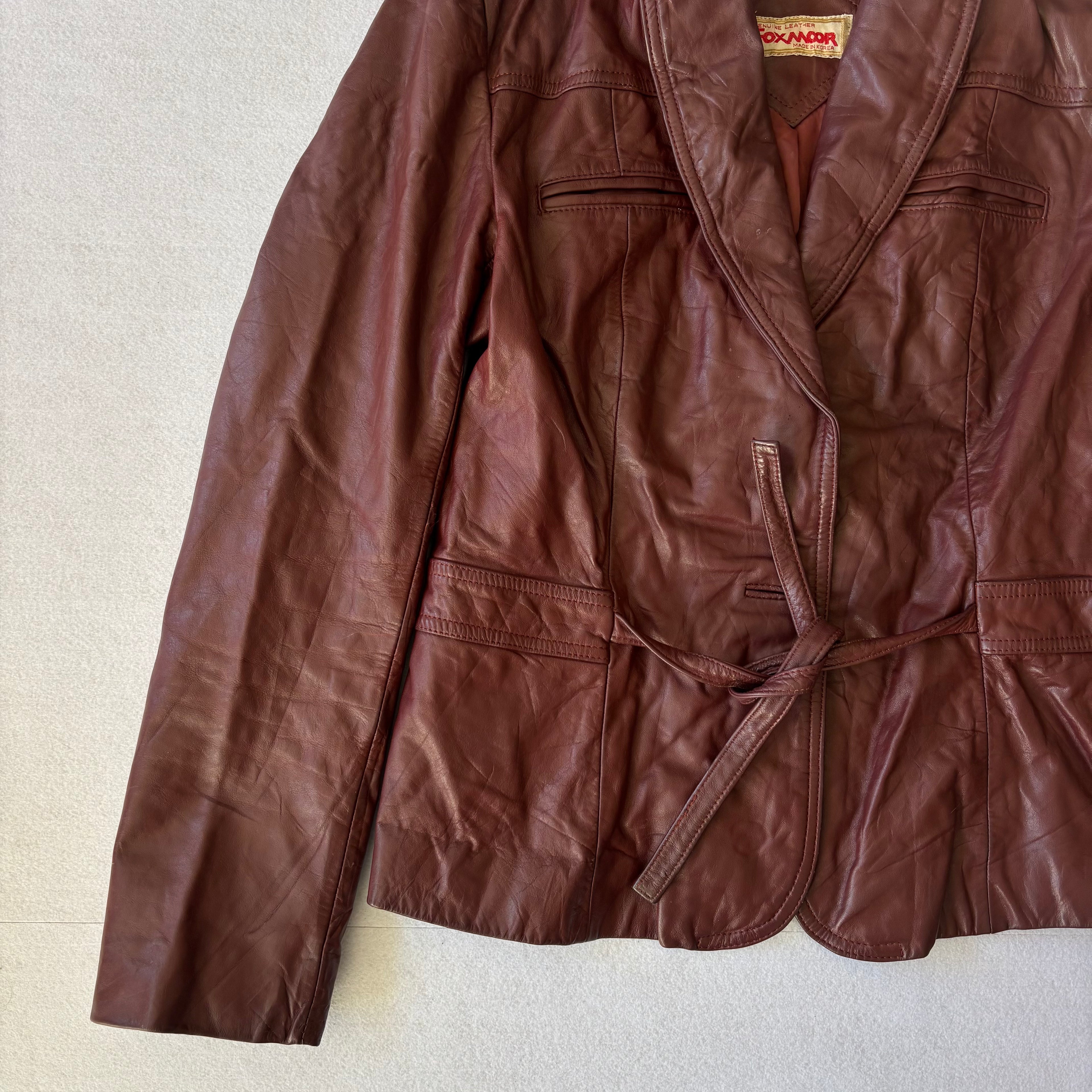 Vintage Burgundy Leather Short Trench Coat (M)