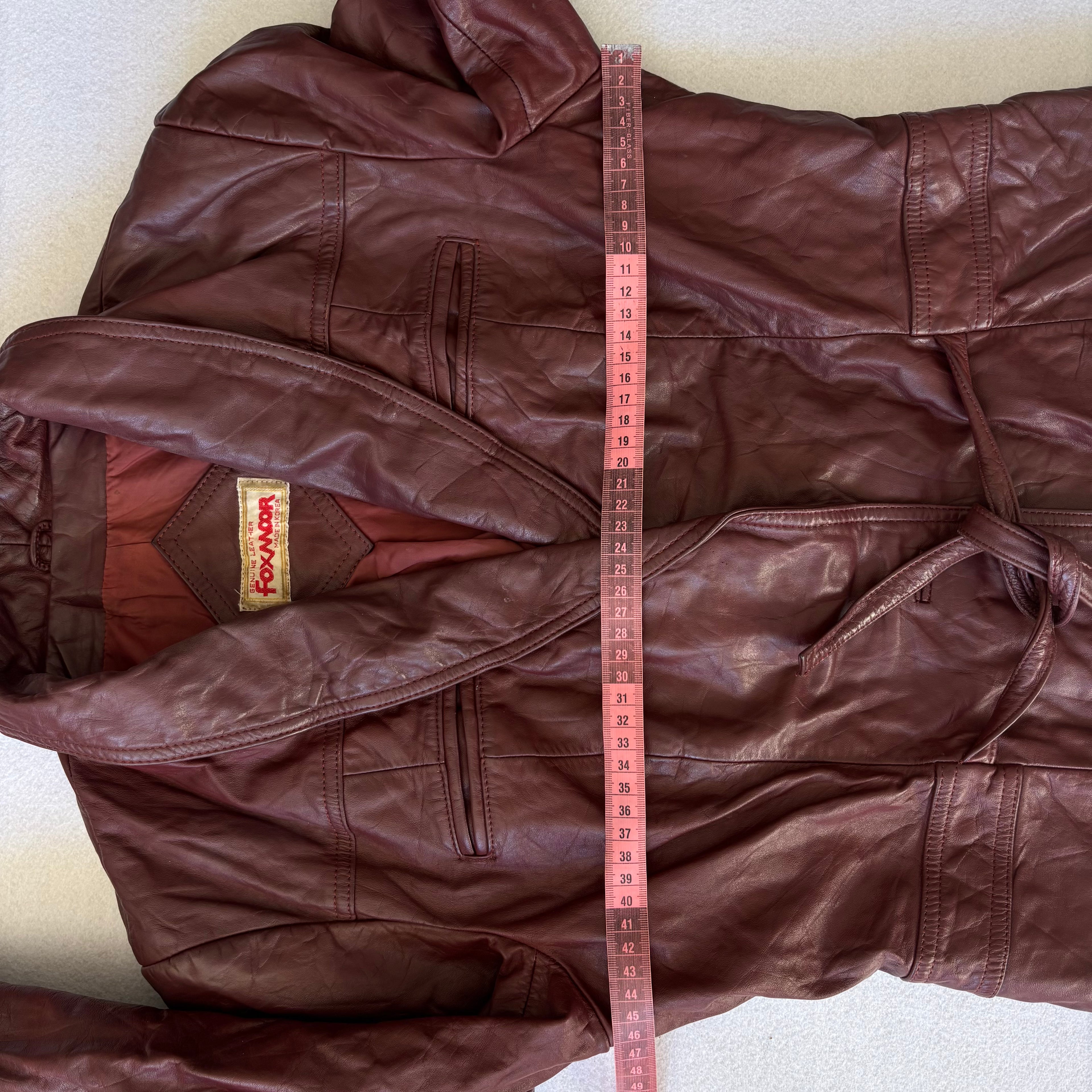 Vintage Burgundy Leather Short Trench Coat (M)