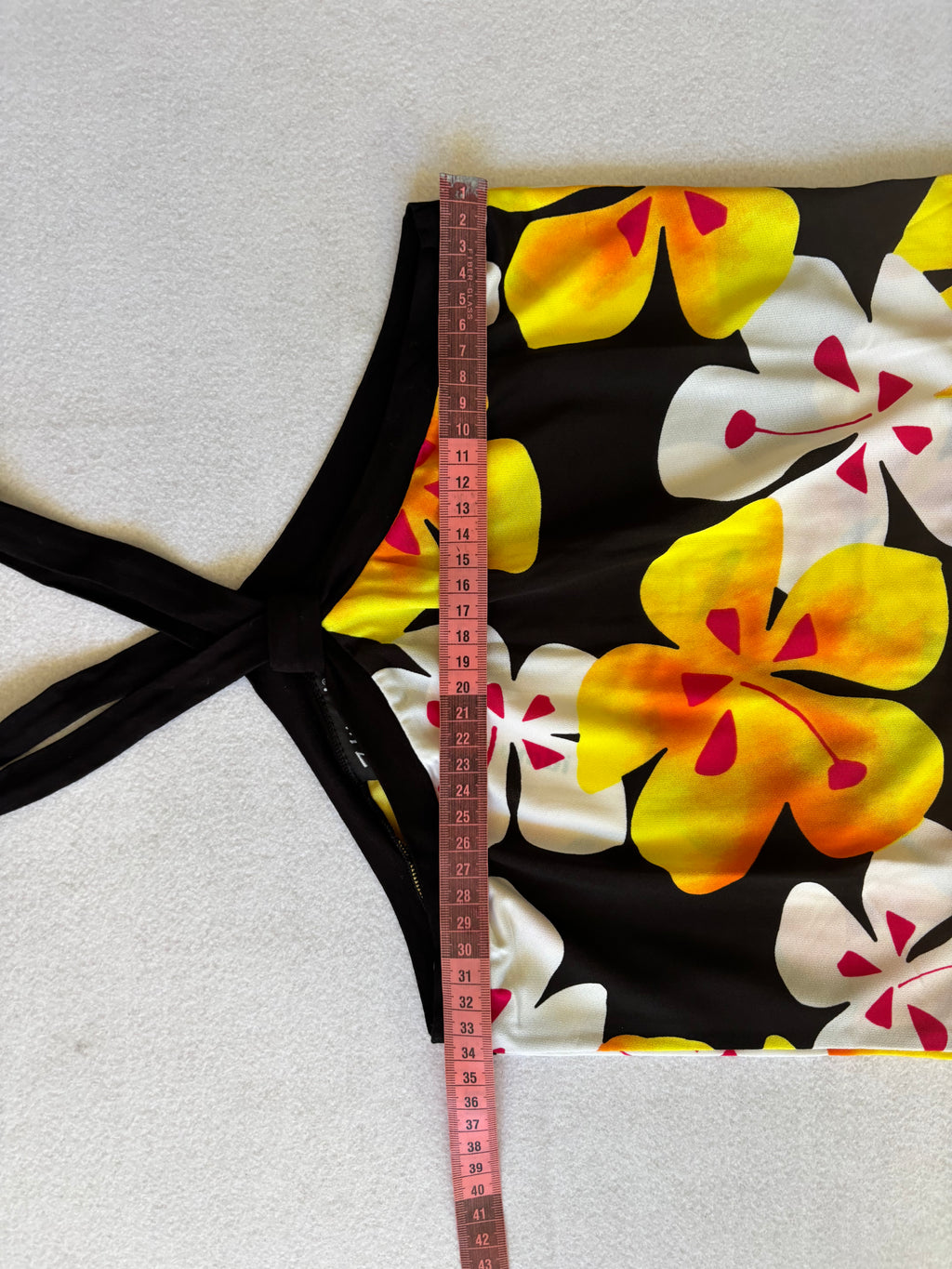 Y2K Black Tropical Floral Halter Top (S)