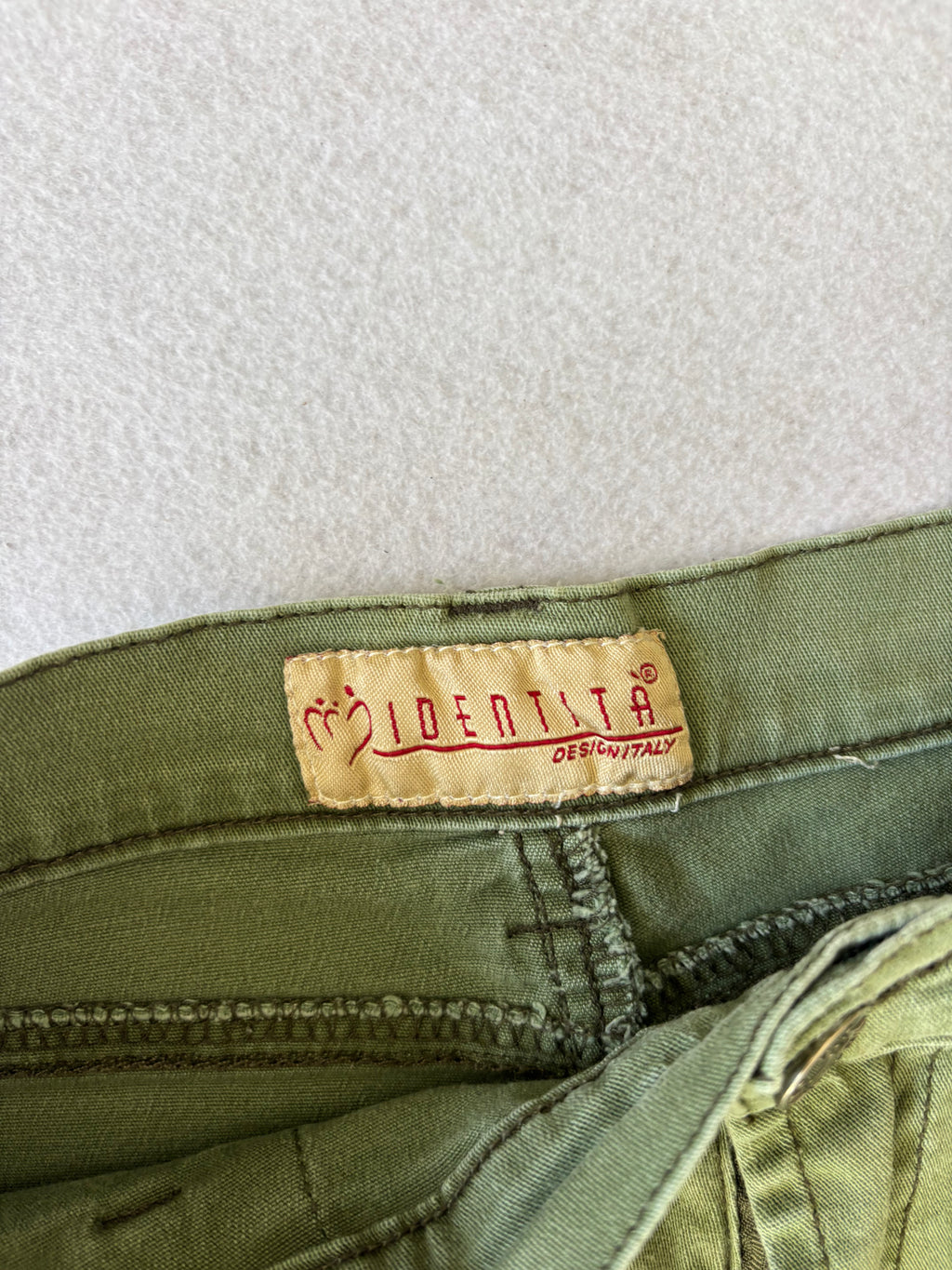 Y2K Khaki Green Cargo Capri Pants (S)