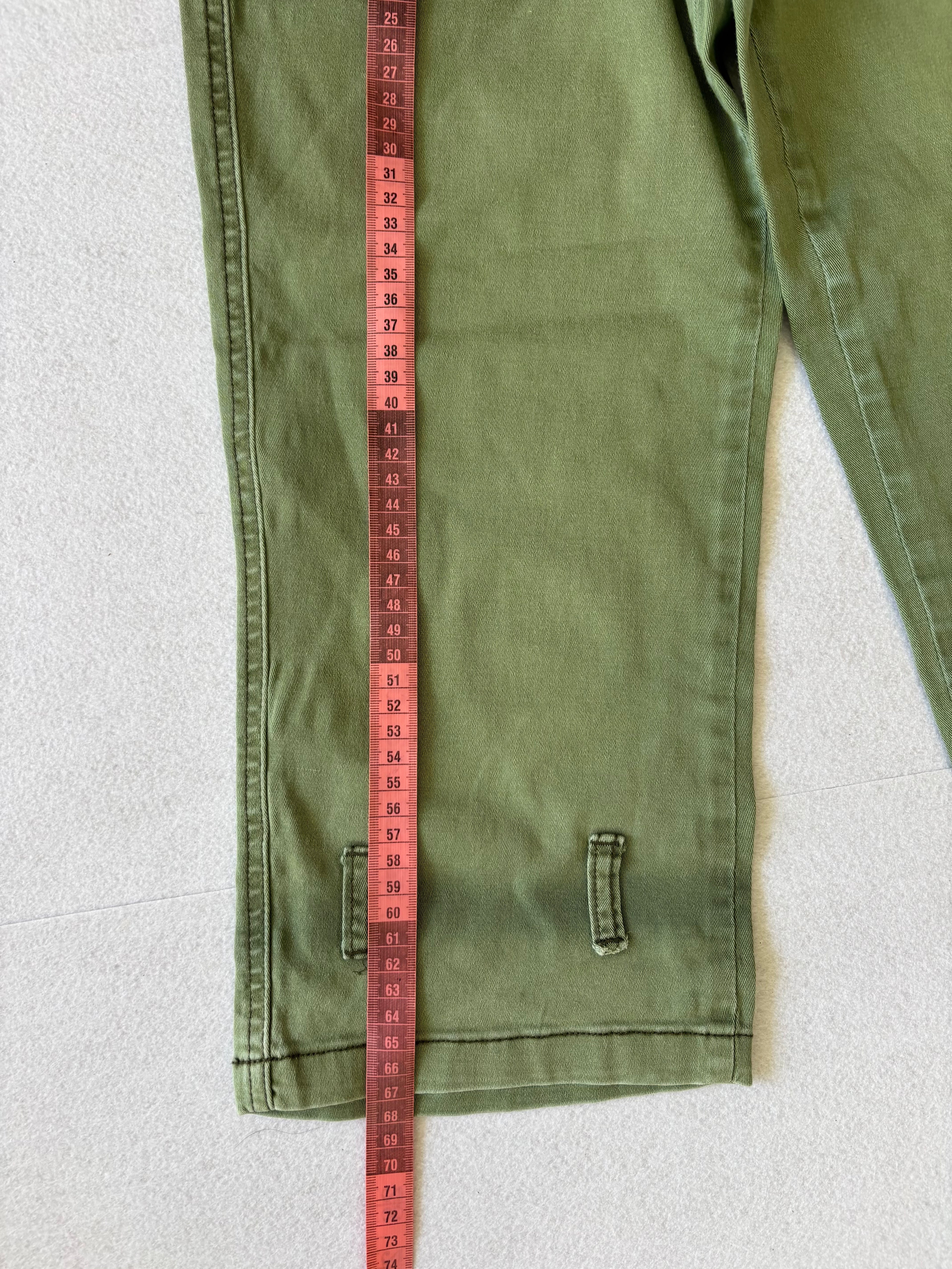 Y2K Khaki Green Cargo Capri Pants (S)