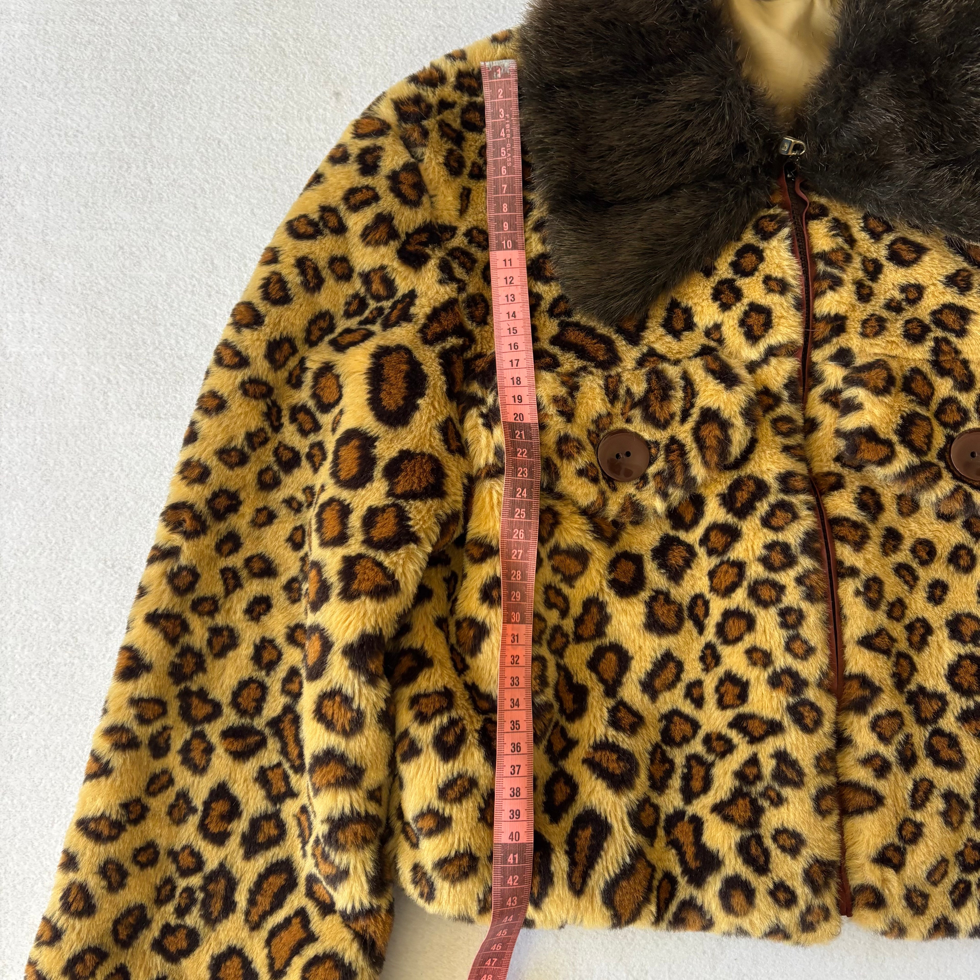 Vintage Leopard Print Faux Fur Cropped Jacket (M)