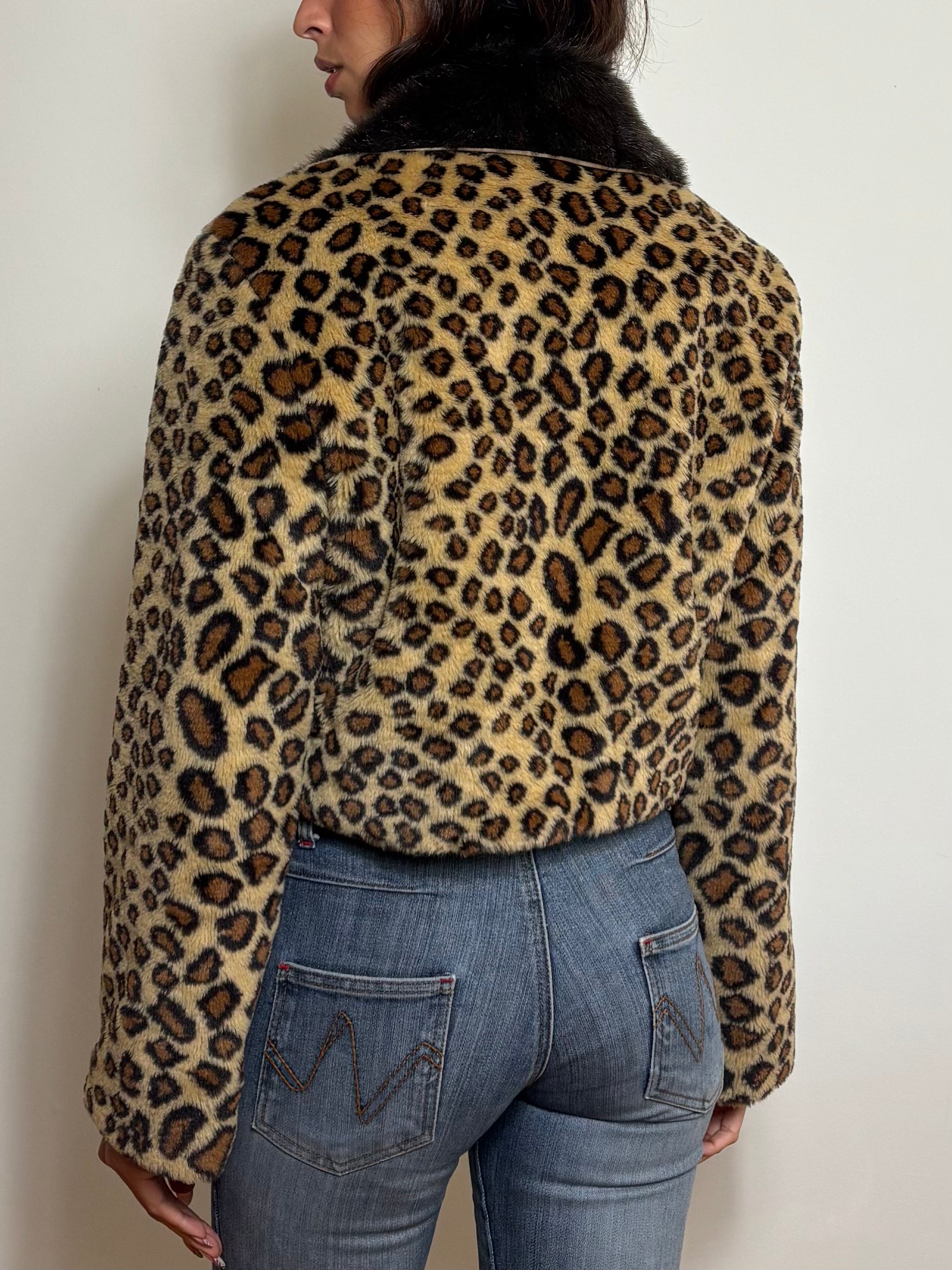 Vintage Leopard Print Faux Fur Cropped Jacket (M)