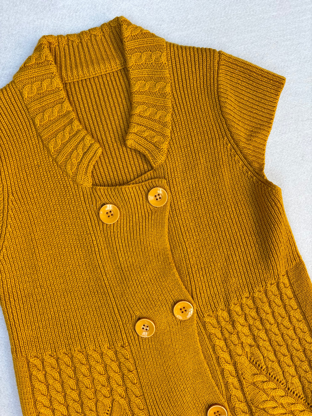 Vintage Mustard Knitted Cardigan (M)