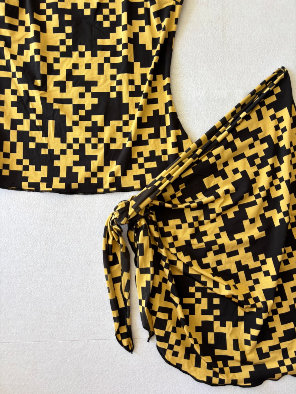 Yellow and Black Halter Top and Tie Sarong Skirt Set (XS)