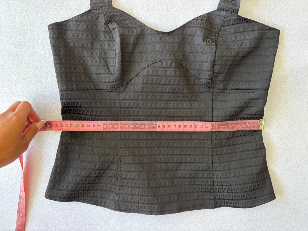 Y2K Black Textured Geometric Halter Top (M)